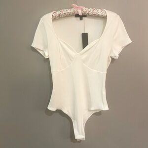 NWT Lulus Women’s White Body Suite Size XL